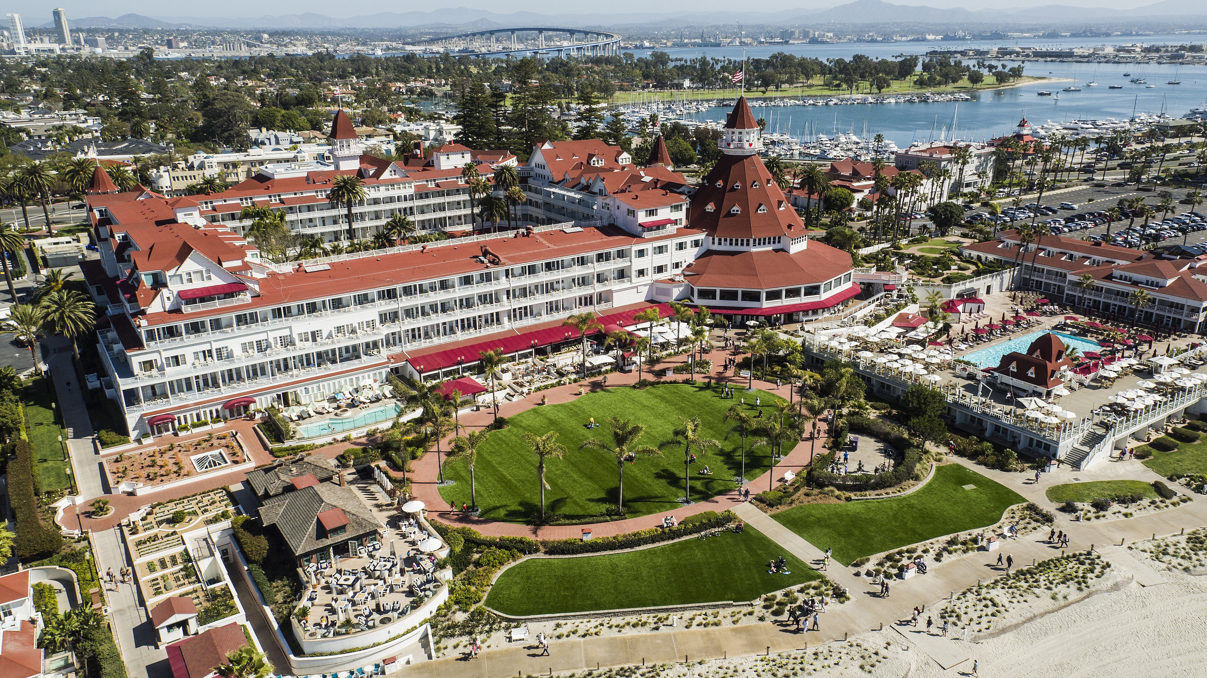 Hotel del Coronado — iconic Victorian beachfront resort